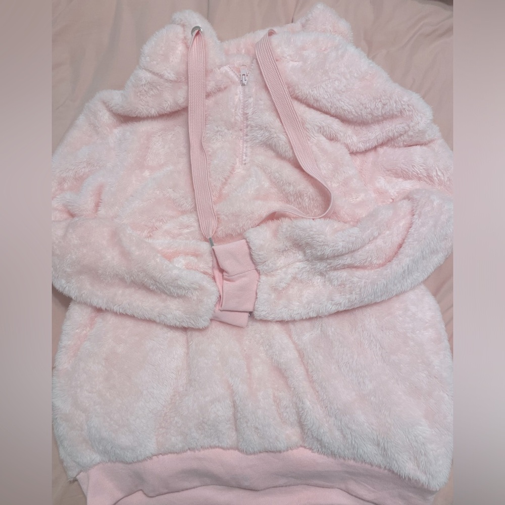Fuzzy pink Sherpa size medium! 💗
